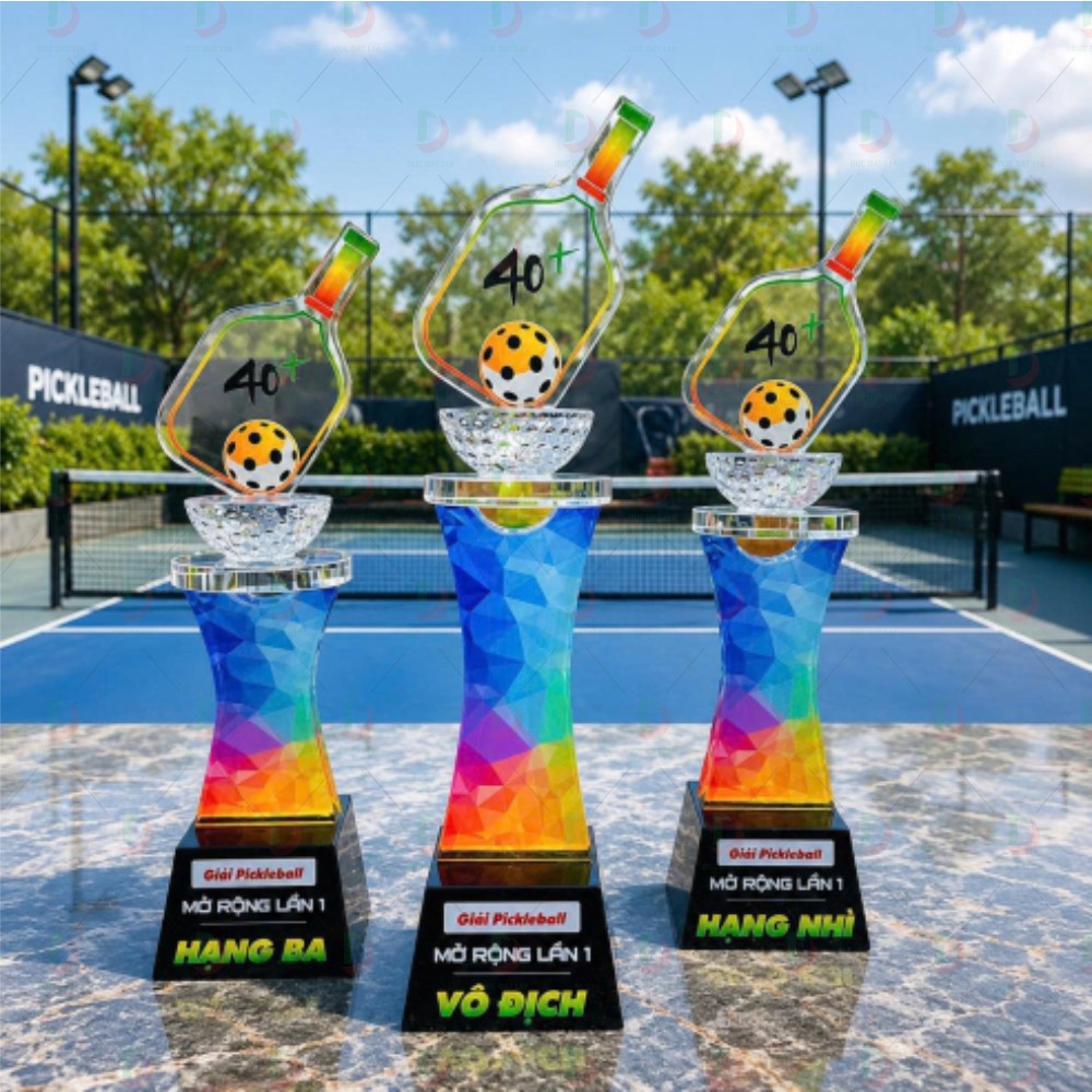 cup_the_thao__45_ Bộ ba cúp Pickleball 008 pha lê cao cấp trao giải Nhất Nhì Ba thiết kế cây vợt và quả bóng