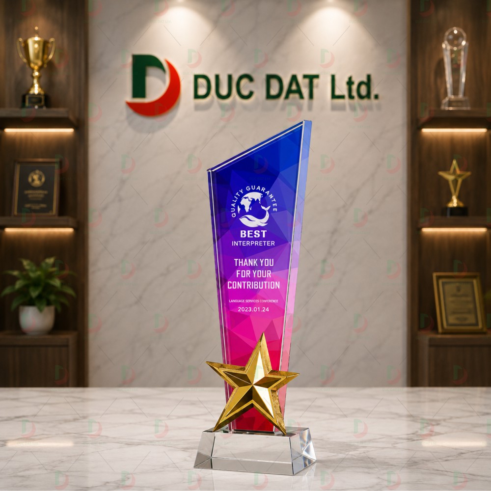 cup_the_thao__45_ Cúp pha lê 007 chất liệu pha lê K9 đính ngôi sao kim loại mạ vàng in màu UV sắc nét theo yêu cầu