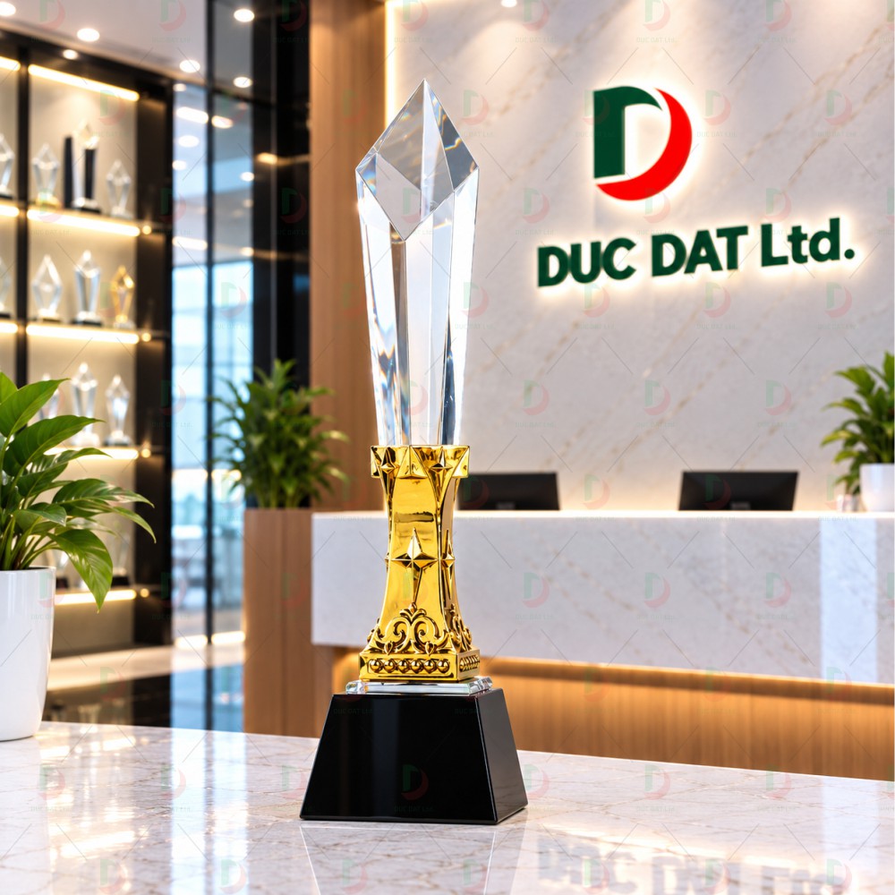 cup_the_thao__45_ Cúp pha lê 026 chất liệu pha lê K9 đỉnh tháp kim cương kết hợp chân kim loại mạ vàng hoàng gia in màu UV theo yêu cầu