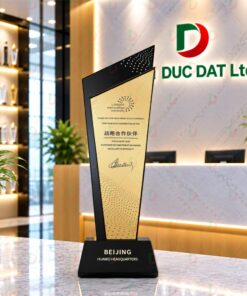 Cúp Pha Lê 045 Cao Cấp – In UV Theo Yêu Cầu